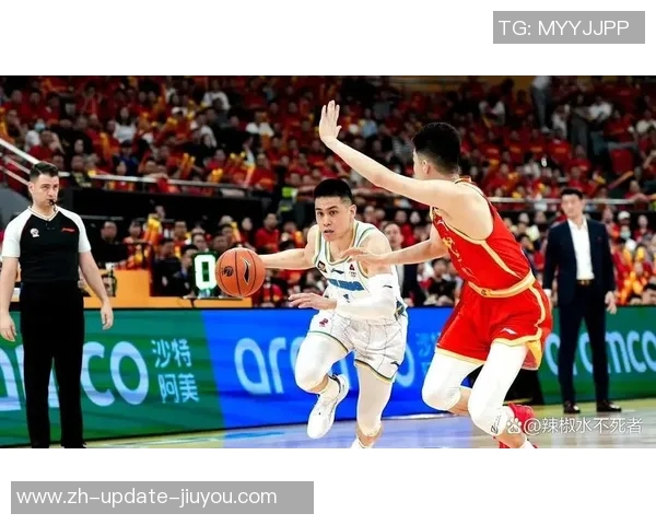 北京首钢与浙江广厦激战正酣谁能在CBA赛场上笑到最后